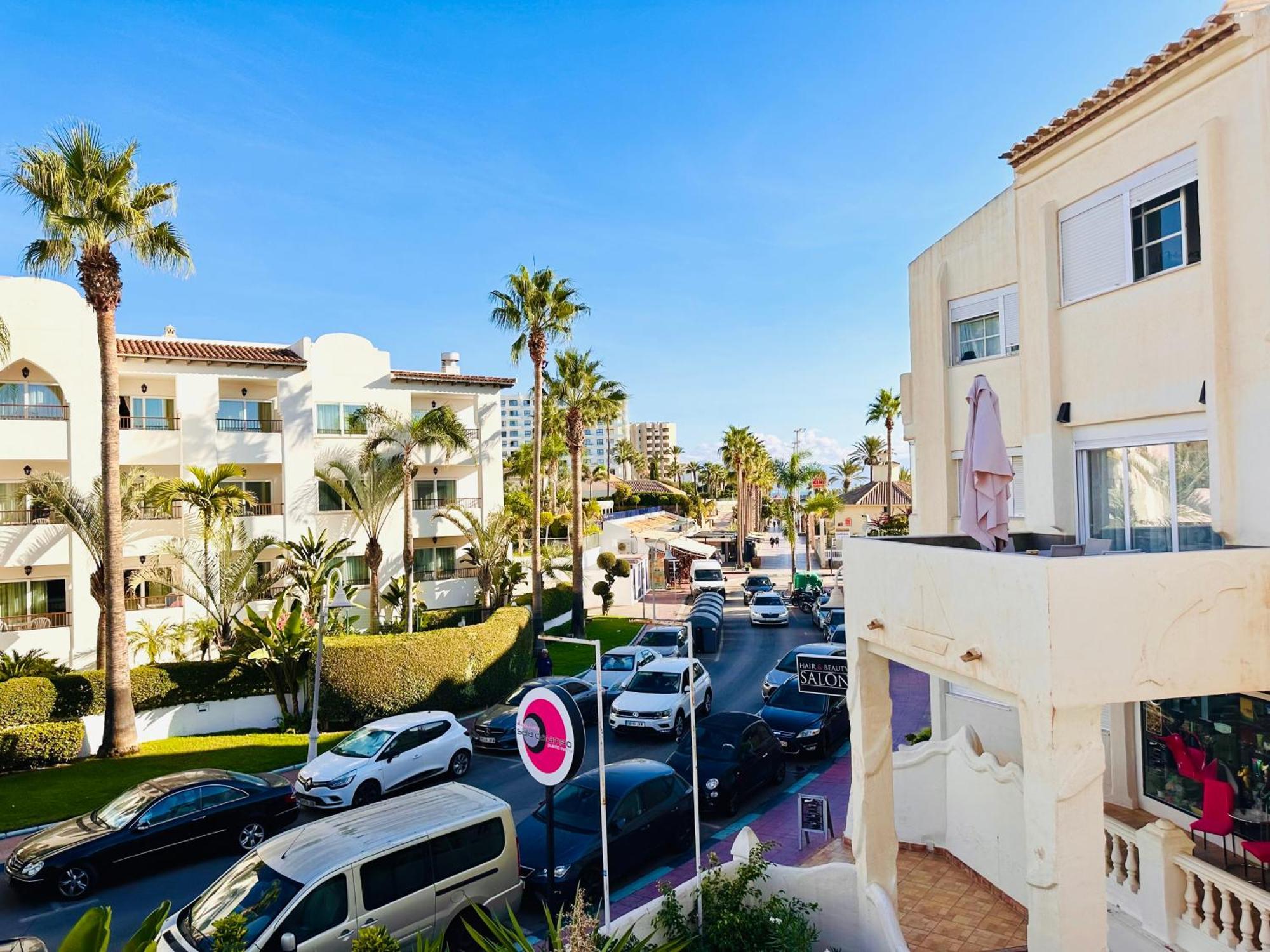Apartamento, Paradise Sun Beach In Marina ベナルマデナ エクステリア 写真
